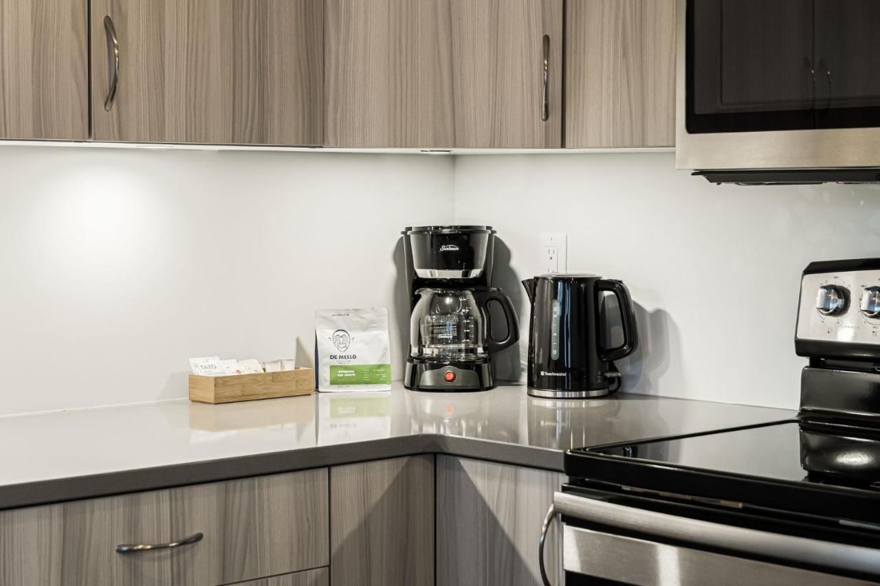Station 1 By Terra Hospitality Aparthotel Монктън Екстериор снимка
