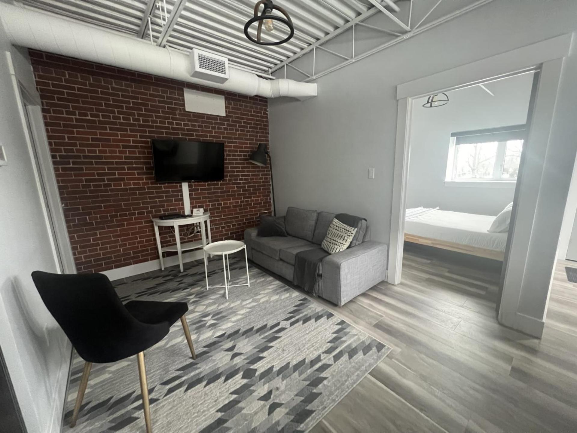 Station 1 By Terra Hospitality Aparthotel Монктън Екстериор снимка